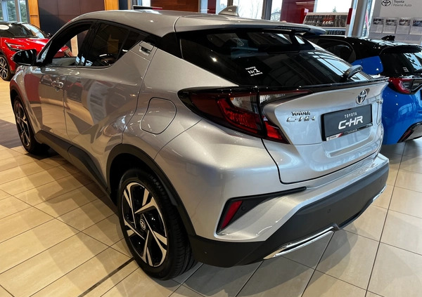 Toyota C-HR cena 135000 przebieg: 7, rok produkcji 2023 z Gryfino małe 67